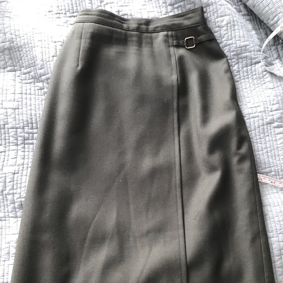 Vintage Midi Pencil Skirt in Hunter green